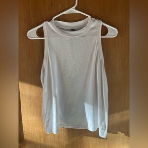 Vuori Energy Tank Womens Small Crop Boxy White Gym Workout Tanktop Performance